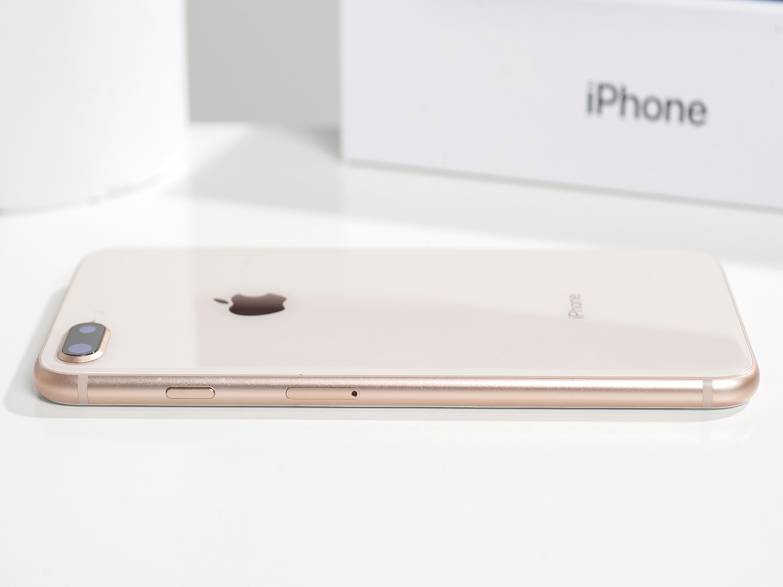 iPhone 8 Plus 64gb, Gold б/у